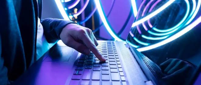 Израильский миллиардер призывает США усилить ограничения свободы слова