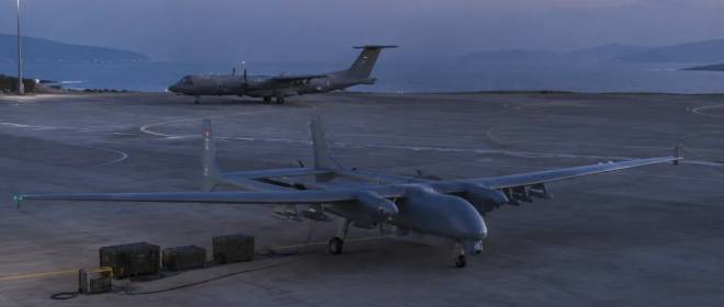 Не грузовик с крыльями, а морской узел: может ли AKSUNGUR заменить P-72?