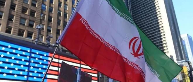 Al Arabiya: США и Иран согласились продлить перемирие