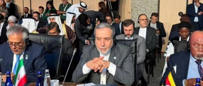 Глава МИД Ирана: Тегеран не станет заключать сделку с американцами на их условиях