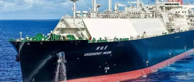 Несмотря на санкции США, поставки российского СПГ в Китай удвоились