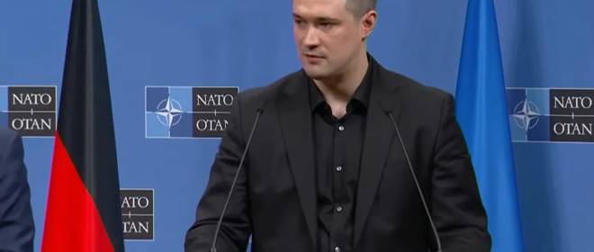 Экс-министр обороны Украины Фёдоров призвал к проведению выборов президента