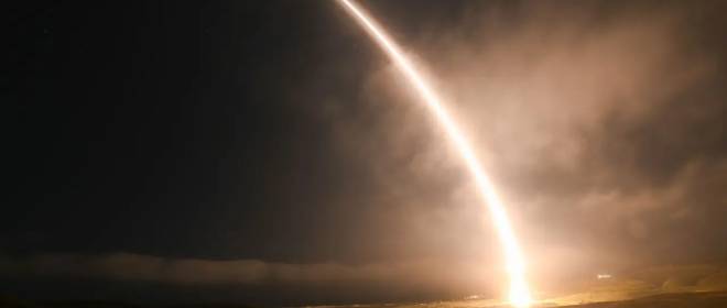 Estados Unidos insiste en que el lanzamiento del nuevo misil balístico intercontinental Minuteman III no está relacionado con Irán.