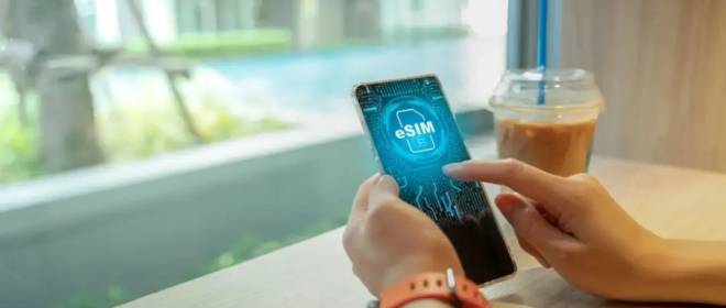 Гладко было на бумаге: инициатива о блокировке SIM-карт вернувшихся из-за границы россиян создаст множество проблем