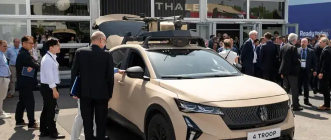 Военная аппаратура на гражданской машине: проект 4 Troop от Renault и Thales