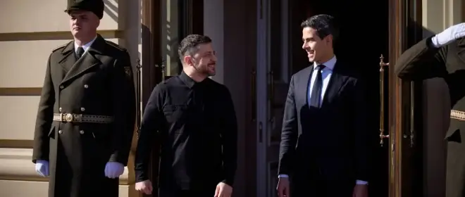 Zełenski chce wymienić instruktorów dronów na przeciwlotnicze rakiety Trumpa.