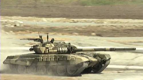 No pagaron salarios: cómo un empleado de Uralvagonzavod robó un tanque T-72S