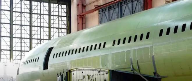 IL-96-300客机的组装已达到计划水平，MS-21的批量生产推迟了2年
