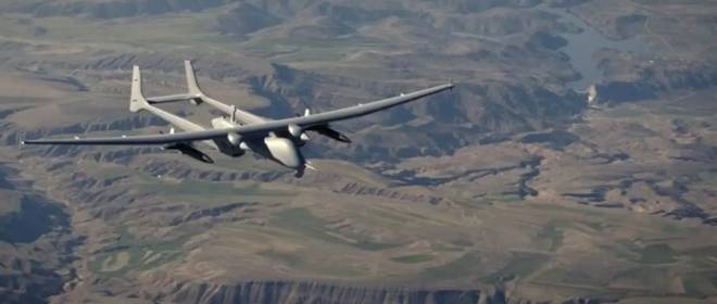 В Турции представлен авиационный беспилотный дрононосец Aksungur