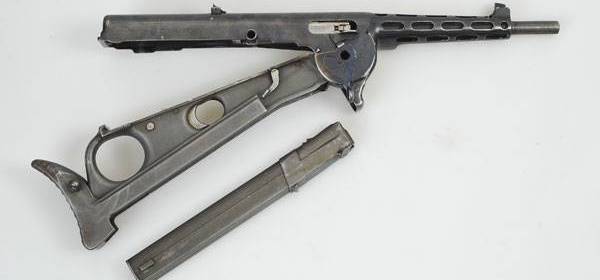 A submachine gun... unlike anything else