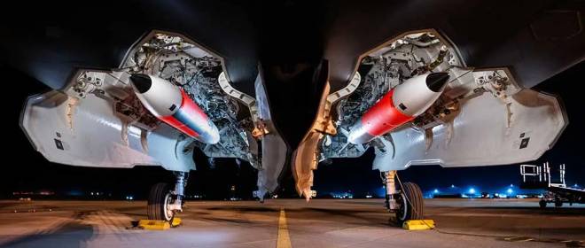 Тактическая ядерная авиабомба B61-12 ВВС США: учения и развёртывание