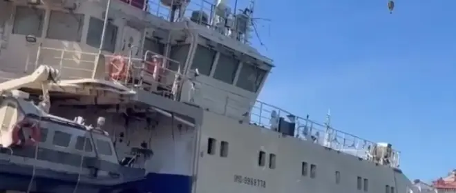 Появилось видео поднятого в Санкт-Петербурге морского буксира «Капитан Ушаков»