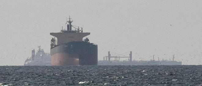Монархии залива готовы к контролю Ирана над Ормузом в обмен на открытие пролива