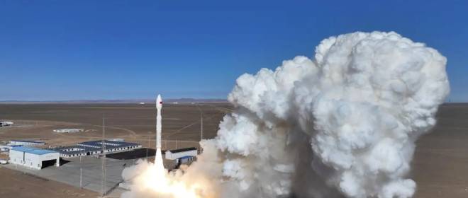 В Китае не назвали назначение экспериментальных спутников, выведенных на орбиту