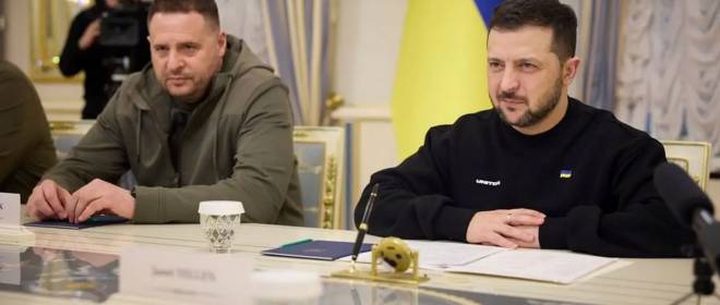 «Ермак уходит в тень»: Зеленский пытается выстроить новую схему власти