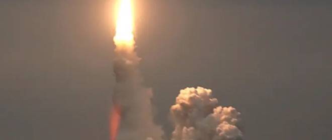 На вооружение ВС РФ принята межконтинентальная баллистическая ракета морского базирования «Булава»