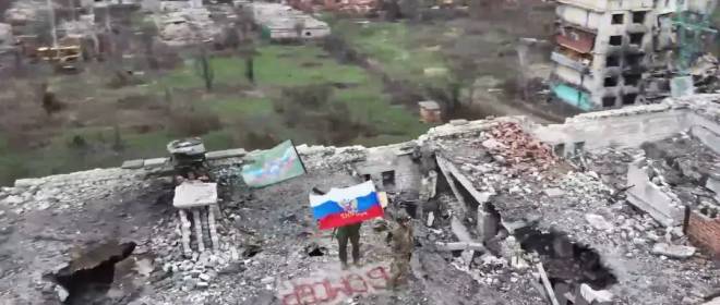 «Подготовка к штурму велась во время туманов»: казаки 6-й отдельной казачьей бригады им. Матвея Платова были первыми, кто вошёл в Северск