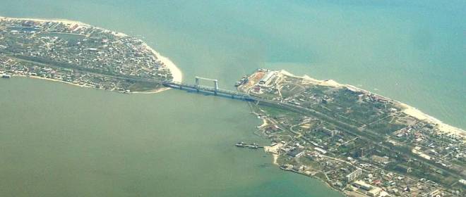 В Киеве обеспокоены, что ВС РФ ударами по мостам пытаются изолировать юг Украины