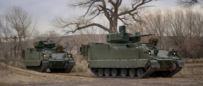 Показаны первые поступившие в армию США прототипы БМП AMPV 30