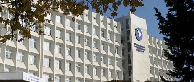 В Севастополе из-за атаки БПЛА повреждено здание университета и жилые дома