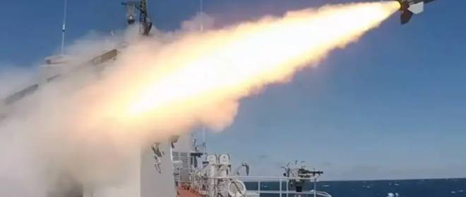 В Баренцевом море отличился зенитный ракетный комплекс «Оса-МА2»