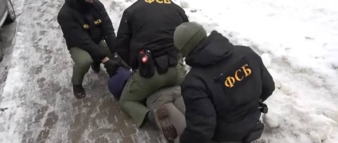 ФСБ задержала украинского агента с оружием в Санкт-Петербурге