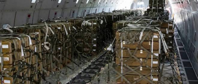 Генсек НАТО: Без военных поставок из США Украина не сможет продолжать борьбу