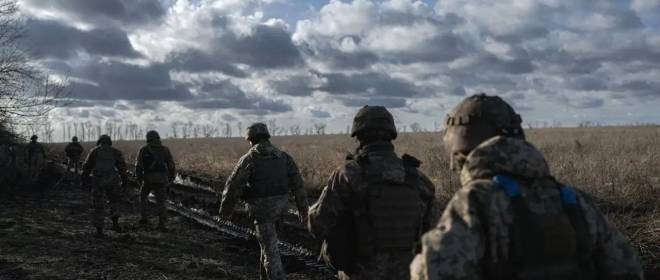 Офицер ВСУ предложил лишать уклонистов и дезертиров украинского гражданства