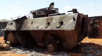 In China hergestellte gepanzerte Personentransporter des Typs 92 wurden von Militanten im Süden Kenias zerstört