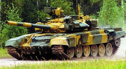남부 군사 지구의 유조선은 다게 스탄에서 현대 T-90A 탱크의 무기를 사용합니다