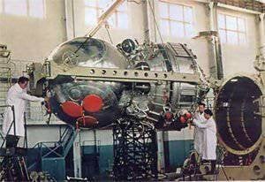 Space intelligence.Soviet and Russian spy satellites