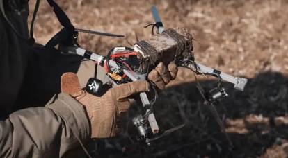 Testowanie dronów przeciw dronom FPV na kanale YouTube „Large Caliber Trouble” oraz wieżyczki przeciwdronowej firmy Lobaev Z
