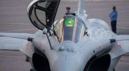 Combattente multiuso francese Dassault Rafale