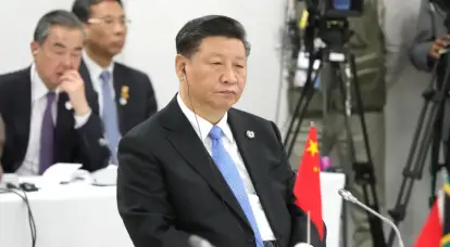 “我们必须停止说一套做一套”：中华人民共和国主席指责美国虚伪