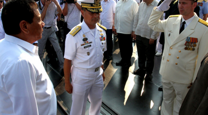 Президент Филиппин Родриго Дутерте посетил гвардейский ракетный крейсер "Варяг"