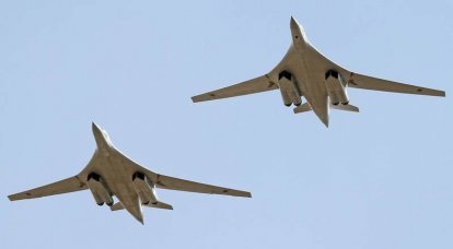 A pair of Tu-160 strategists flew to Chukotka as part of the exercises