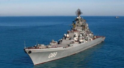 在导弹巡洋舰“Pyotr Veliky”上进行了一次训练，以击退对俄罗斯联邦北方舰队主要基地的袭击