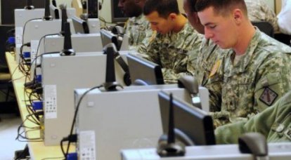 Использование  email  и  internet  в армии США, 41 год спустя после первого @