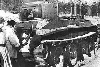 युद्ध से पहले यूएसएसआर के टैंक