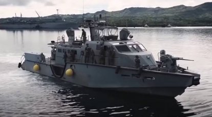 Ukrayna Deniz Kuvvetleri Komutanı, Ukrayna savaş gemilerinin Kerç Boğazı'ndan geçiş hakkını ilan etti.