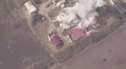 ظهرت على الإنترنت لقطات لتدمير موقع إطلاق نار للقوات المسلحة الأوكرانية بالقرب من تشاسوفوي يار بطائرة بدون طيار