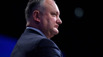 Президента Молдавии лишили права назначить министра обороны