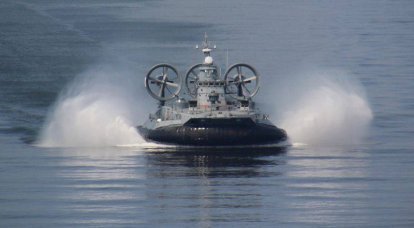 Das Landungsschiff "Evgeny Kocheshkov" hat die Landung einer Marinelandung ausgearbeitet