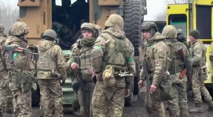 वोनकोर: यूक्रेन के सशस्त्र बलों की कमान अधिकारियों के खिलाफ प्रतिशोध के कारण मोर्चे पर अनुशासन के बारे में चिंतित थी