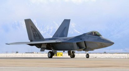 Сроки эксплуатации истребителей пятого поколения F-22 в США будут продлены