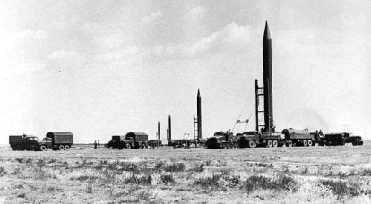 65 년 전, 소련에서 최초의 탄도 미사일 발사