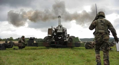 Bantuan untuk uang. Howitzer Prancis TRF1 untuk Ukraina