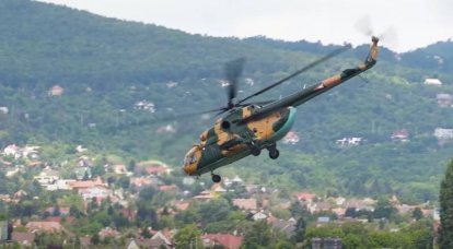 "Imparare con il bastone": lo staff di pilotaggio di un elicottero con istruttore è stato apprezzato all'estero