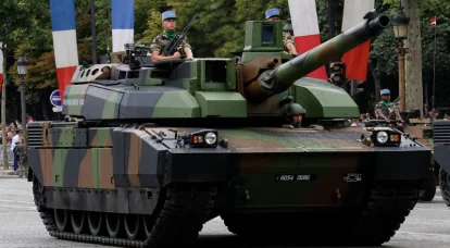 שריון פריזאי במבצע מיוחד: טנקי לקלר הצרפתיים עלולים להגיע לאוקראינה
