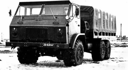Combatir KrAZ-214 y los primeros experimentos de cabover